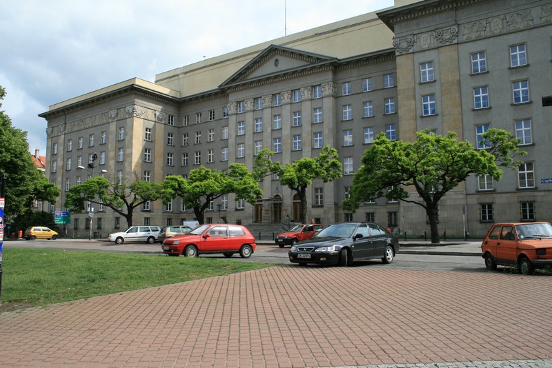Plik:Sejm katowice.jpg